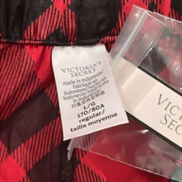 Victoria's Secret Pajama Set New Red Plaid Silky Satin Sz Large NWT Long Sleeve